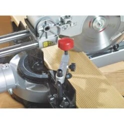 Metabo Kapp- Und Gehrungssäge KGS 216 M 19 Metabo Kapp- Und Gehrungssäge KGS 216 M -Obi Verkäufe 13 2085 Kappsaege KS216M 5