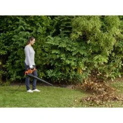 Black & Decker Black+Decker 3-in-1 Elektro-Laubsauger Und Bläser BEBLV301 3.000 W 28 Black & Decker Black+Decker 3-in-1 Elektro-Laubsauger Und Bläser BEBLV301 3.000 W -Obi Verkäufe 5035048705216 1138 10