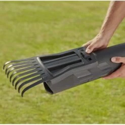 Black & Decker Black+Decker 3-in-1 Elektro-Laubsauger Und Bläser BEBLV301 3.000 W 37 Black & Decker Black+Decker 3-in-1 Elektro-Laubsauger Und Bläser BEBLV301 3.000 W -Obi Verkäufe 5035048705216 1138 19