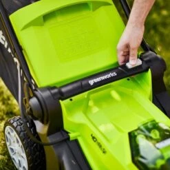 Greenworks Akku-Rasenmäher G40LM41K4 KIT 40V 23 Greenworks Akku-Rasenmäher G40LM41K4 KIT 40V -Obi Verkäufe 6952909025865 2705 A 04