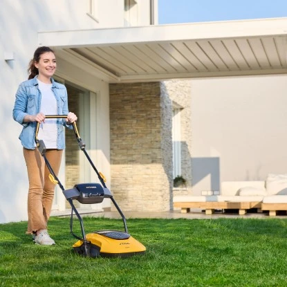 Stiga Akku-Luftkissenmäher Aero 132e Inkl. 2 Akkus & Doppelladegerät 10 Stiga Akku-Luftkissenmäher Aero 132e Inkl. 2 Akkus & Doppelladegerät – Bild 10