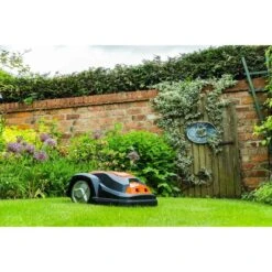 Yard Force Mähroboter SA900B Für Mähflächen Bis 900 M² Mit Bluetooth App -Obi Verkäufe 8573685 2254 9